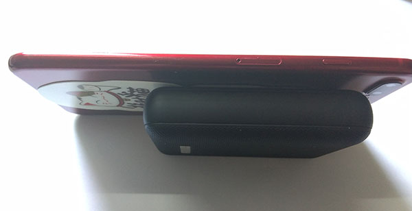 移動電源與手機合體的效果